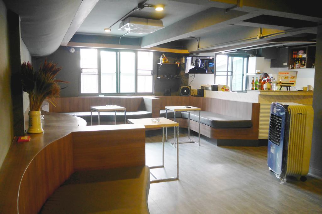 The Pillow Hostel Khaosan Bangkok Buitenkant foto