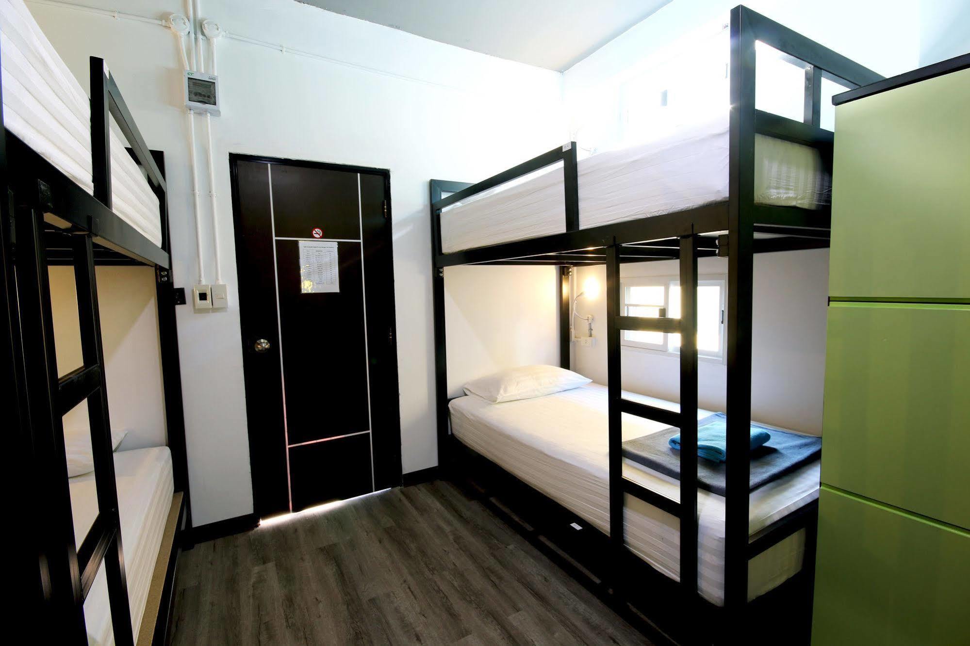 The Pillow Hostel Khaosan Bangkok Buitenkant foto